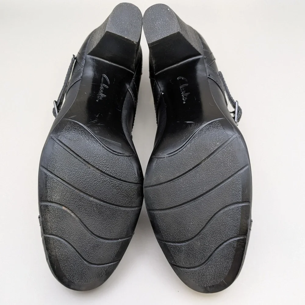 Clarks Bendables Black Leather Mary Jane Block Heel Pumps Croc Embossed Size 7M
